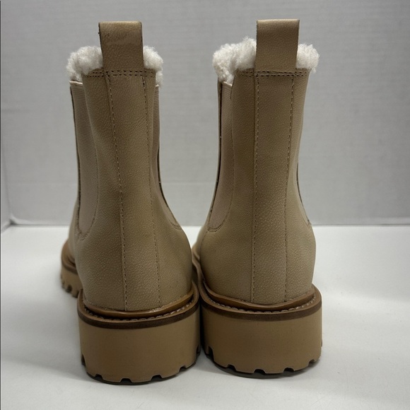 J Crew Sherpa Lined Chelsea Boots Faux Suede Vegan Boot Light Tan Brown Size 6.5 - Picture 4 of 7